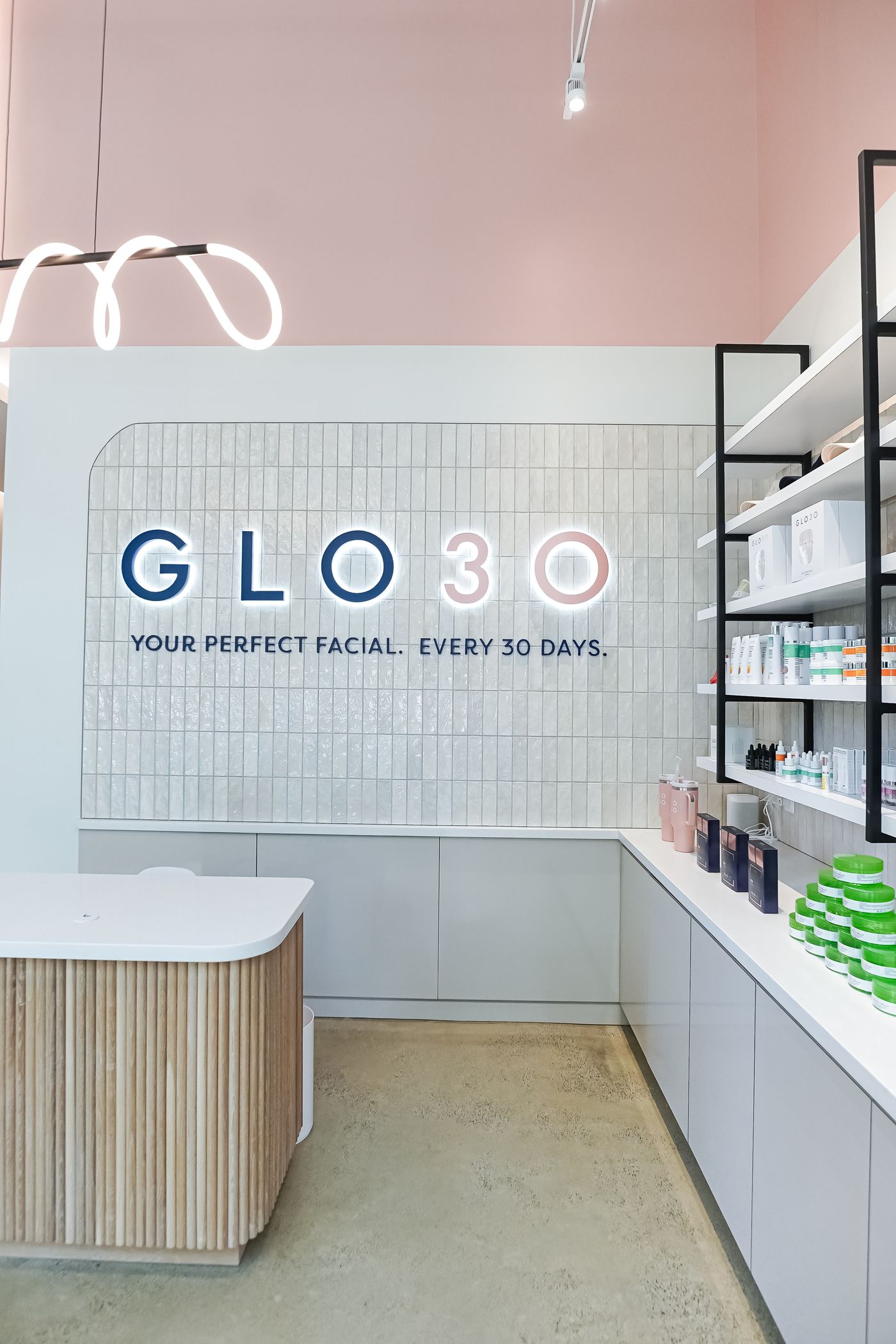 Inside the GLO30 DFW Plano studio